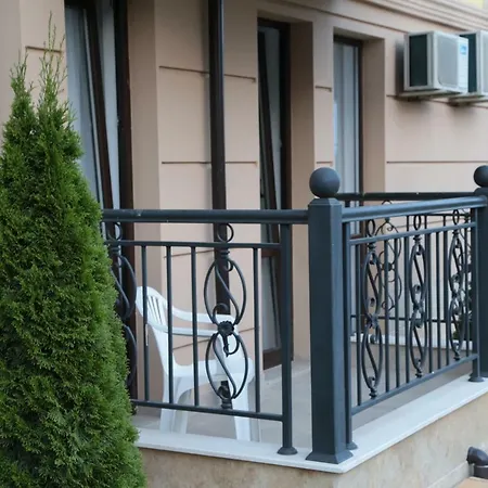 Апарт-отель Морски Бряг