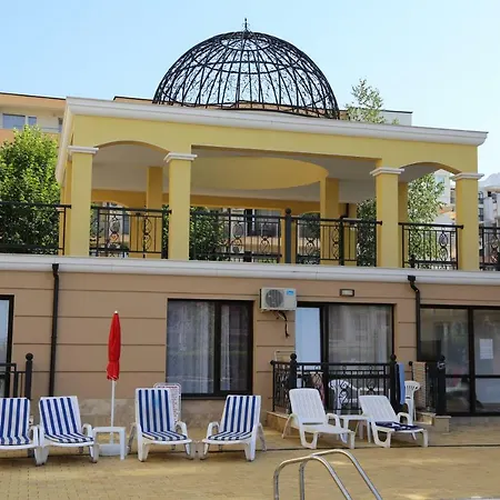 Апарт-отель Морски Бряг