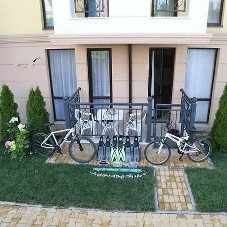 Морски Бряг