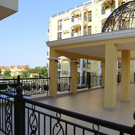 Апарт-отель Морски Бряг