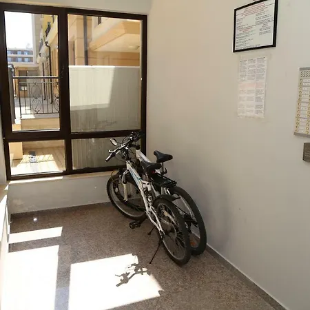 Апарт-отель Морски Бряг