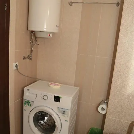 Морски Бряг מלון דירות