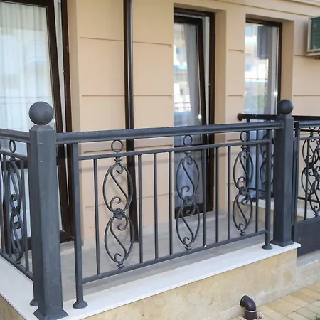 Морски Бряг